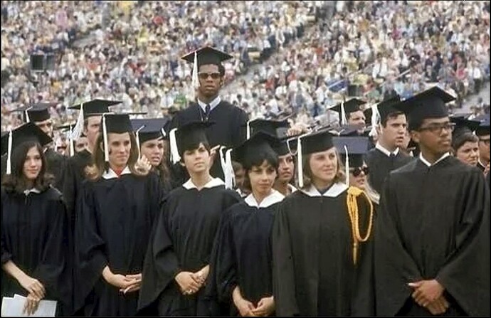 1969-06-15 Lew Alcindor (Kareem Abdul-Jabbar) UCLA graduation_R
