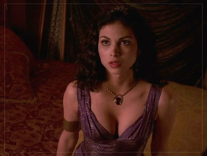Morena-Baccarin-Firefly-2003-Television-Series-Far-Out-Magazine-1024x768