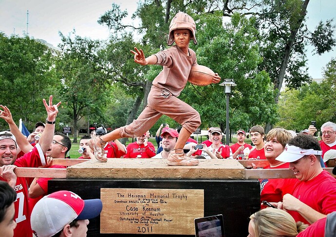2011-11-19 Coogs v. SMU Heisman Kid_R