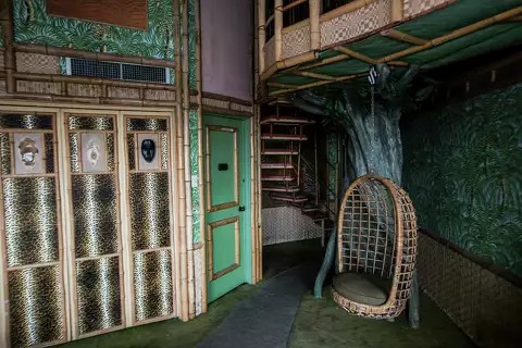 17649082734054063059575647877324